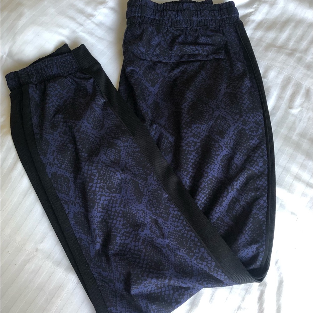 VGUC Athleta Brooklyn jogger